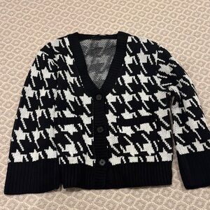 Black and White Women’s Sweater